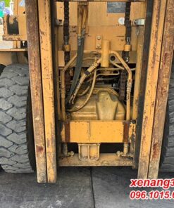 Xe nâng dầu 3.5 tấn Komatsu FD35-4 121004 số sàn gật gù lốp kép nhập khẩu xe nang dau 3 tan Komatsu FD35 4 lop kep 121004 2