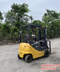Xe nâng điện 1.5 tấn Komatsu FB15-12 – 842715 - chui công năm 2012 bình ắc quy 565Ah khỏe đẹp Mặt sau xe nâng điện 1.5 tấn Fb15-12 842715