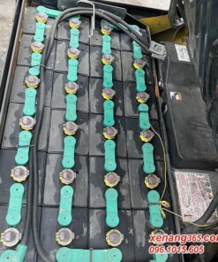 Xe nâng điện 1.5 tấn Komatsu FB15-12 – 842715 - chui công năm 2012 bình ắc quy 565Ah khỏe đẹp Bình ắc quy