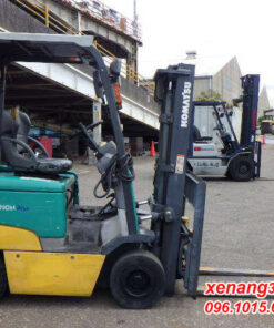 Xe nâng điện 1.8 tấn Komatsu FB18EX-11 dịch càng đẹp Mặt bên xe nâng điện 1.8 tấn FB18EX-11