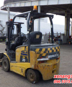 Xe nâng điện 2 tấn Komatsu FB20-12 bale clamp sản xuất 2015 đẹp Mặt sau xe nâng điện 2 tấn FB20-12 bale clamp