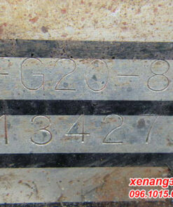 Xe nâng xăng 2 tấn Komatsu FG20-8 số sàn sản xuất 1985 lốp kép bền và khỏe Tem xe nâng