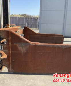 Xe nâng dầu 5 tấn Komatsu FH50-1 số tự động sản xuất 2013 tháp nâng 4m cực đẹp Bale clamp