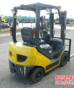 Xe nâng dầu 1.5 tấn Komatsu FD15T-21 số tự rất đẹp sản xuất 2013 Mặt sau xe nâng dầu 1.5 tấn Komatsu FD15T-21