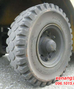 Xe nâng dầu 2.5 tấn Komatsu FD25T-17 số tự động đẹp dịch càng cao 4m|Diesel counterbalance Truck 322650 Lốp xe sau