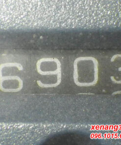 Xe nâng dầu 2 tấn Komatsu FD20C-14 số sàn đẹp mâm xoay|Diesl counterbalance Truck 553227 Số giờ chạy