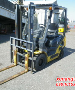 Mặt trước xe nâng xăng 1.5 tấn Komatsu FG15C-21 200409