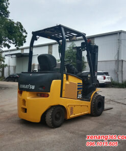 Mặt sau xe nâng điện 2.5 tấn FE25-1-306354
