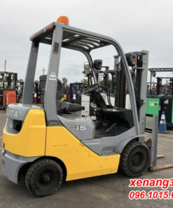 Mặt sau xe nâng dầu 1.5 tấn Toyota-8FD15-12113