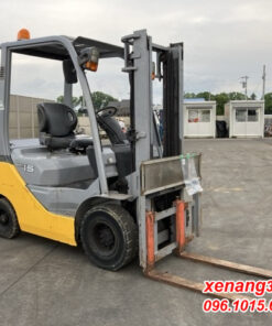 Mặt trước xe nâng dầu 1.5 tấn Toyota-8FD15-12113