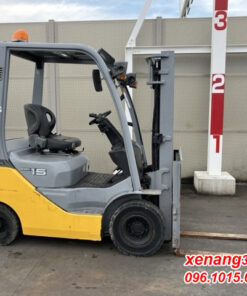 Mặt bên xe nâng dầu 1.5 tấn Toyota-8FD15-12113