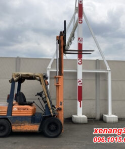 xe nang dau 2 5 tan Toyota 5FD25 23100 5