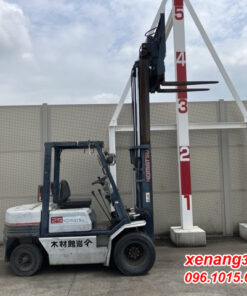 Xe nâng dầu 2.5 tấn Komatsu FD25-11-348733 số sàn gật gù lốp kép|Diesel counterbalance Truck Chiều cao xe nâng dầu 2.5 tấn Komatsu FD25-11-348733