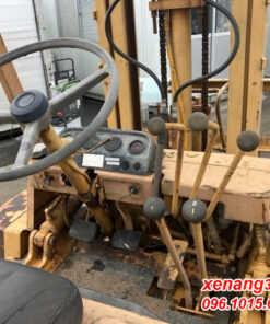 Xe nâng dầu 2.5 tấn Komatsu FD25-7-107003 số sàn gật gù lốp kép giá rẻ |Diesel counterbalance Truck cabin lái