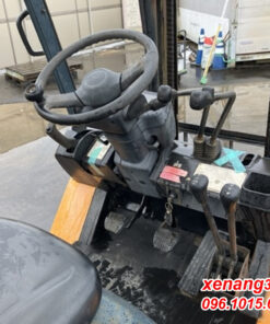 Xe nâng dầu 2 tấn Toyota 60-7FD20 25079 số sàn nhập khẩu nhật Bản chất lượng cao Cabin
