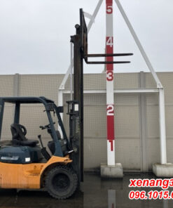 Xe nâng dầu 2 tấn Toyota 60-7FD20 25079 số sàn nhập khẩu nhật Bản chất lượng cao Chiều cao xe nâng dầu 2 tấn Toyota 7FD20-25079