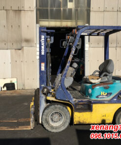 Xe nâng dầu 1.8 tấn Komatsu FD18C-17 632570 số sàn gật gù nhập khẩu Nhật xe nâng dầu 1.8 tấn FD18C-17