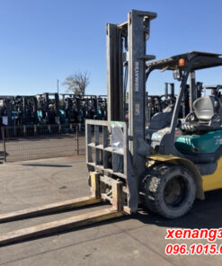 Xe nâng dầu 2.5 tấn Komatsu FD25C-16 731583 số sàn gật gù lốp kép cao 4m nhập khẩu Nhật Xe nâng dầu 2.5 tấn Komatsu FD25C-16 731583