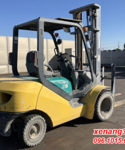 Xe nâng dầu 2.5 tấn Komatsu FD25C-16 731583 số sàn gật gù lốp kép cao 4m nhập khẩu Nhật Mặt sau