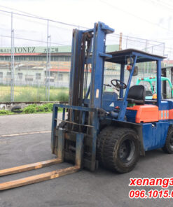 xe nâng dầu 3.5 tấn Komatsu FD35T-5