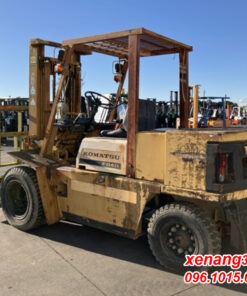 Mặt sau xe nâng dầu 4 tấn Komatsu FD40-4 127342