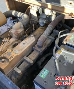 xe nang dau 4 tan Komatsu FD40 4 so san gat gu 8