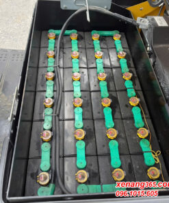 Xe nâng điện 1.4 tấn Komatsu FB14-12 chui công dịch giá cao 3m chạy siêu lướt hơn 400h chất lượng cao 851014 Bình ắc quy
