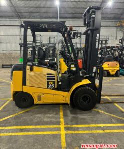 xe nang dien 2 5 tan Komatsu FE25 1 304168 8