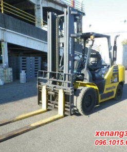 Xe nâng dầu 4.5 tấn Komatsu FH45-1 số tự động cao 4m 2014 dịch càng Mặt trước xe nâng dầu 4.5 tấn Komatsu FH45-139045