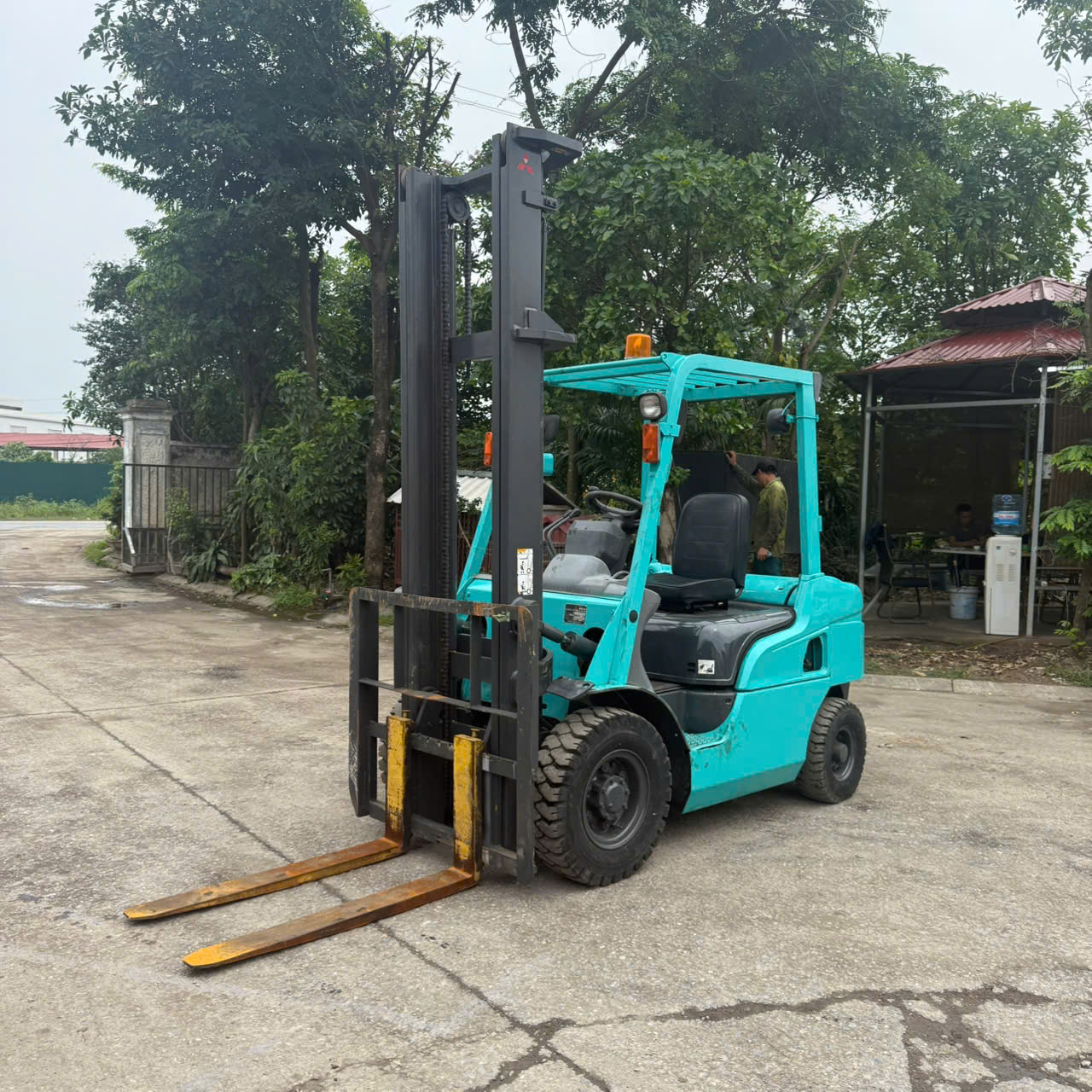 xe nang dau 2 5 tan Mitsubishi FD25T 18C 51151 8 1