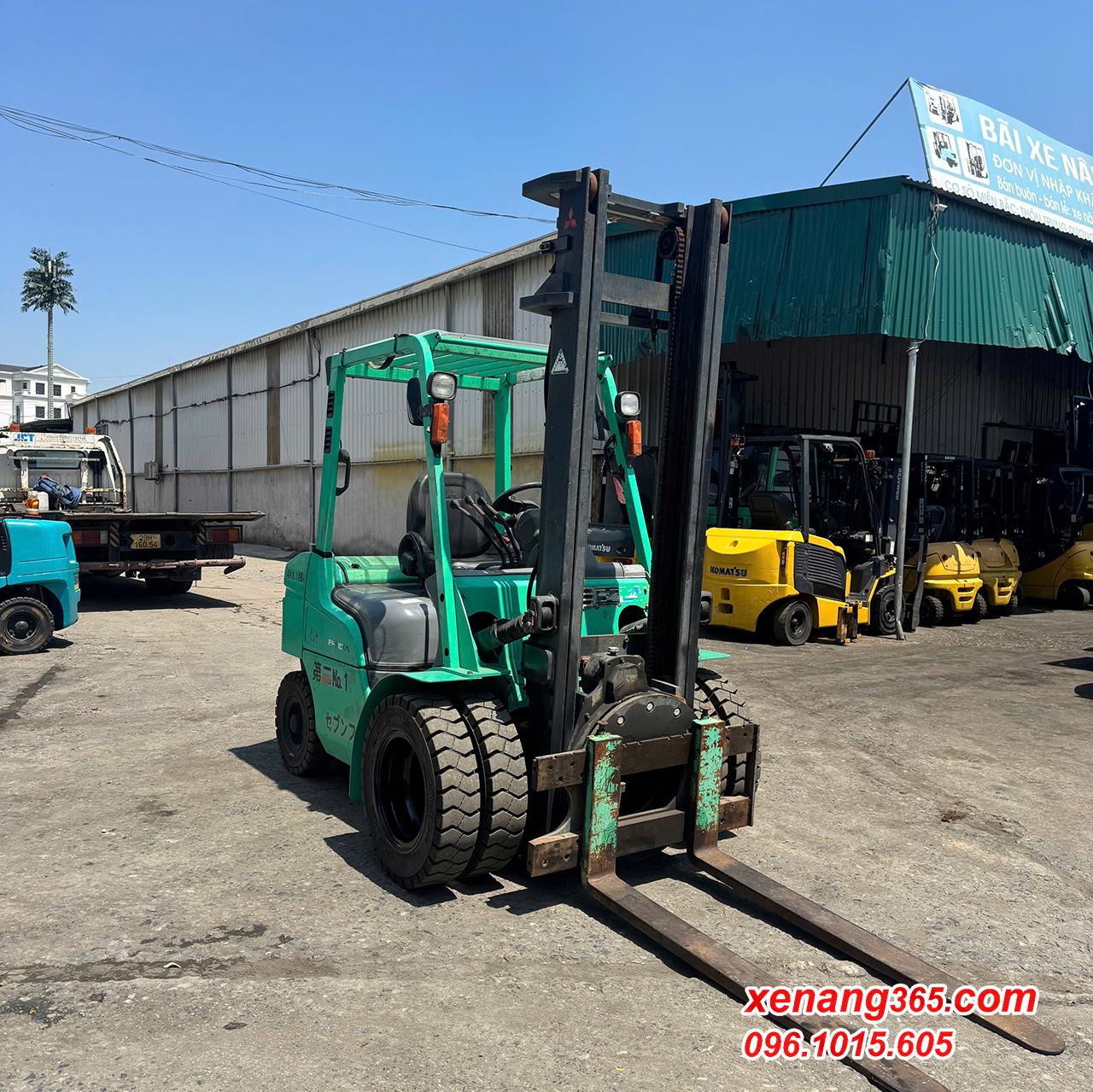 Mặt trước xe nâng dầu 2.5 tấn Mitsubishi FDE25T-70833