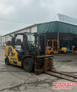 Xe nâng dầu 3.5 tấn Komatsu FH35-2 -2017 140498 số tự động |Diesel Truck Mặt trước xe nâng dầu 3.5 tấn Komatsu FH35-2 140498