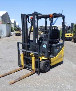 Mặt trước xe nâng điện ngồi lái 1 tấn xe-nang-ngoi-lai-1-tan-Komatsu-FB10M-12