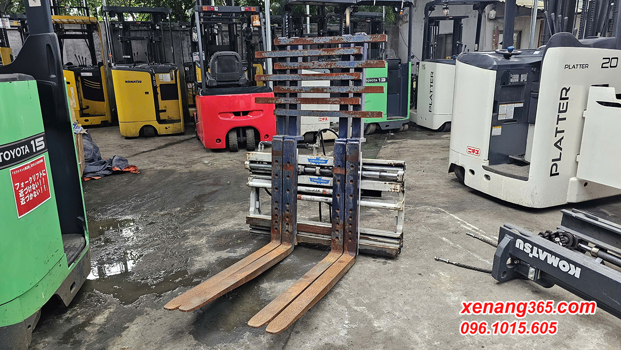 Bộ Double Pallet Handler – dịch giá dịch càng kết hợp nâng 2 pallet cùng 1 lúc Bộ Double Pallet Handler – dịch giá dịch càng kết hợp nâng 2 pallet cùng 1 lúc
