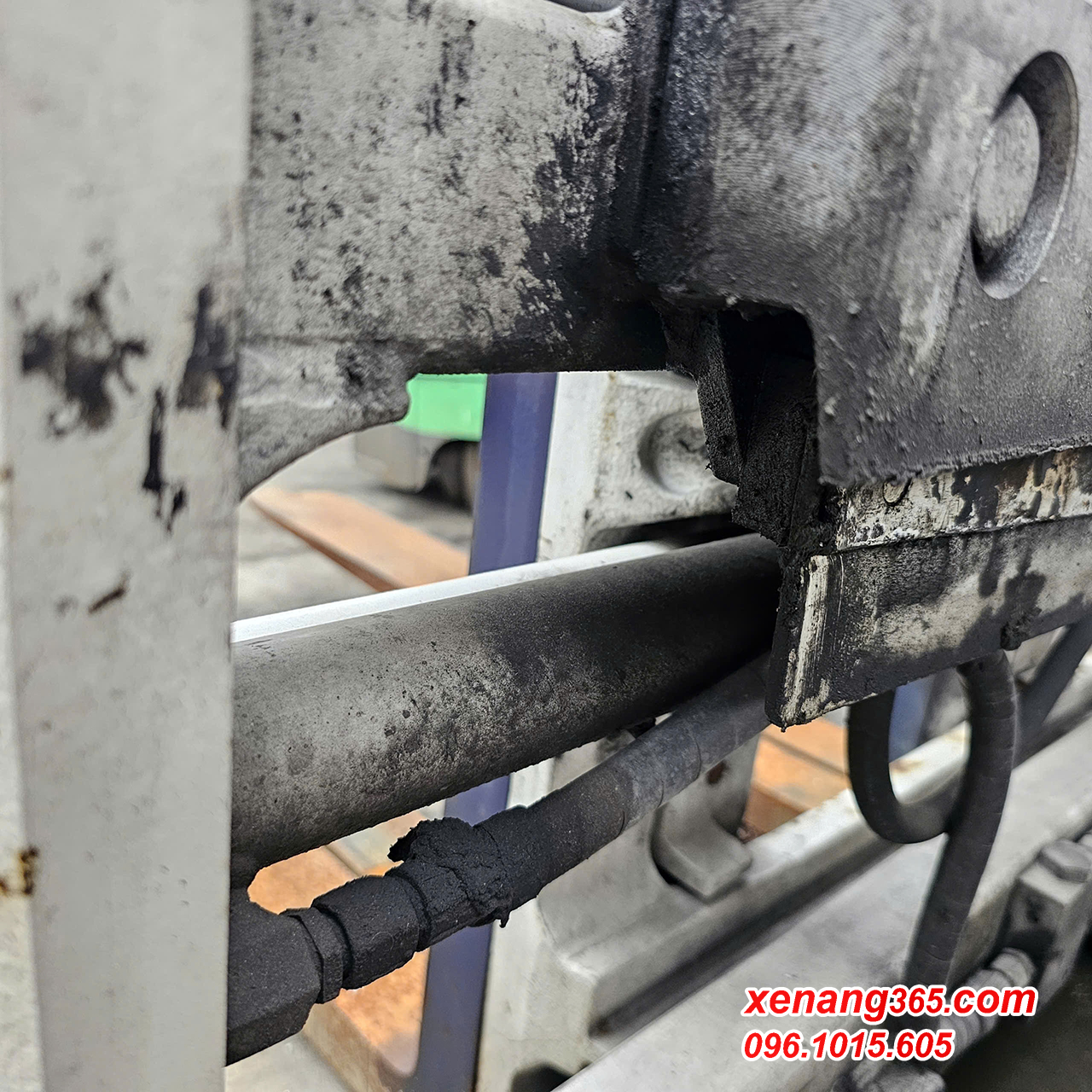 Bộ Double Pallet Handler – dịch giá dịch càng kết hợp nâng 2 pallet cùng 1 lúc Ngàm treo phía trên
