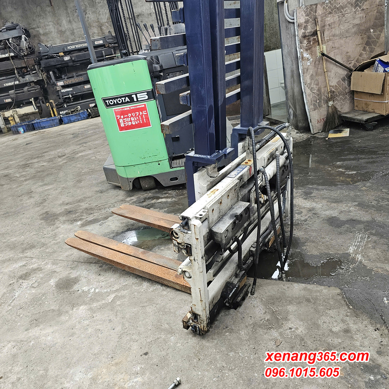 Bộ Double Pallet Handler – dịch giá dịch càng kết hợp nâng 2 pallet cùng 1 lúc Mặt sau