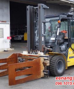 Mặt trước xe nâng dầu 5 tấn Komatsu FH50-2