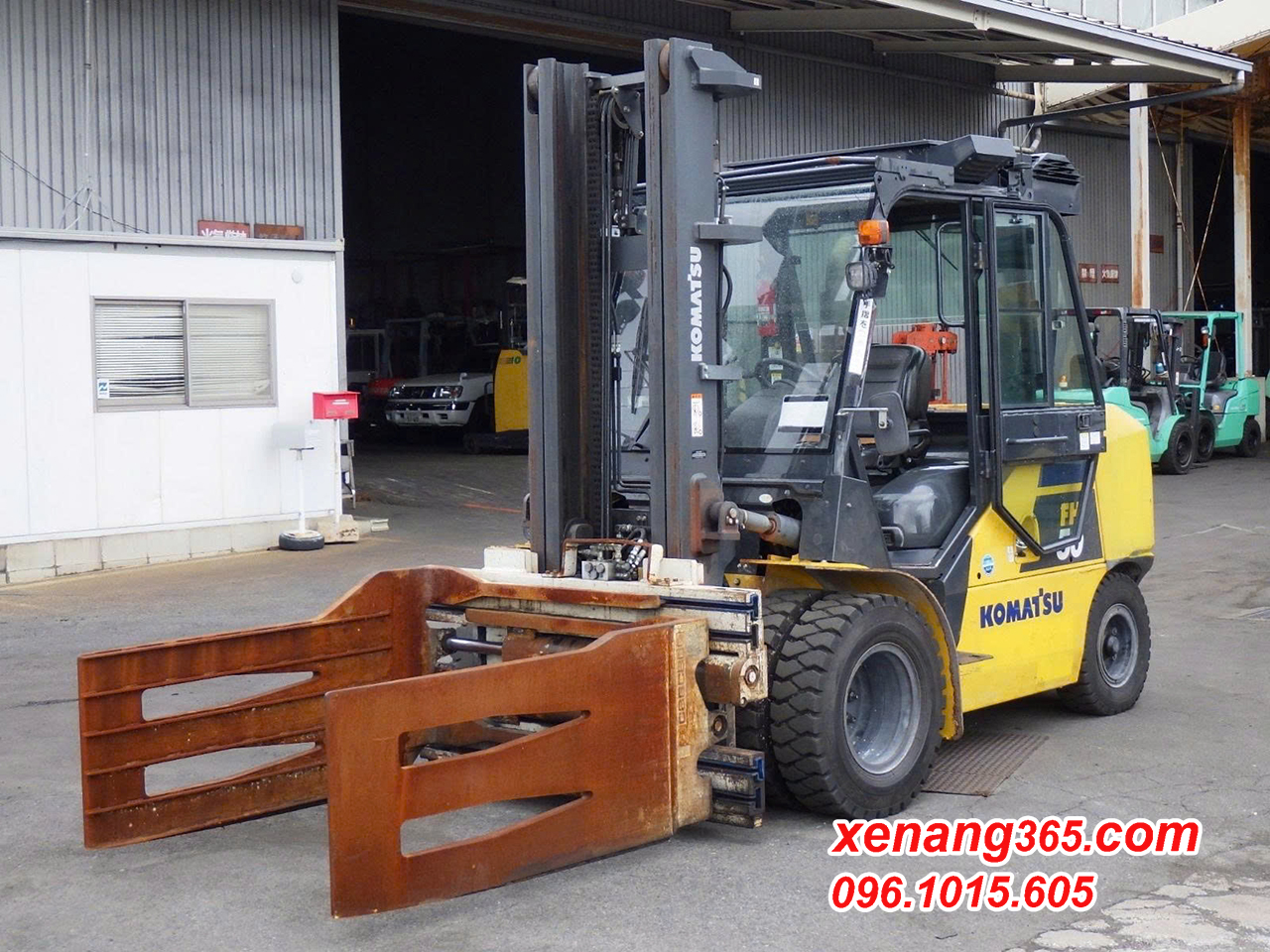 Xe nâng dầu 5 tấn Komatsu FH50-2 số tự động cao 4m 2019 Kẹp vuông Mặt trước xe nâng dầu 5 tấn Komatsu FH50-2