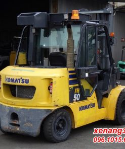 Xe nâng dầu 5 tấn Komatsu FH50-2 số tự động cao 4m 2019 Kẹp vuông Mặt sau xe nâng dầu 5 tấn Komatsu FH50-2