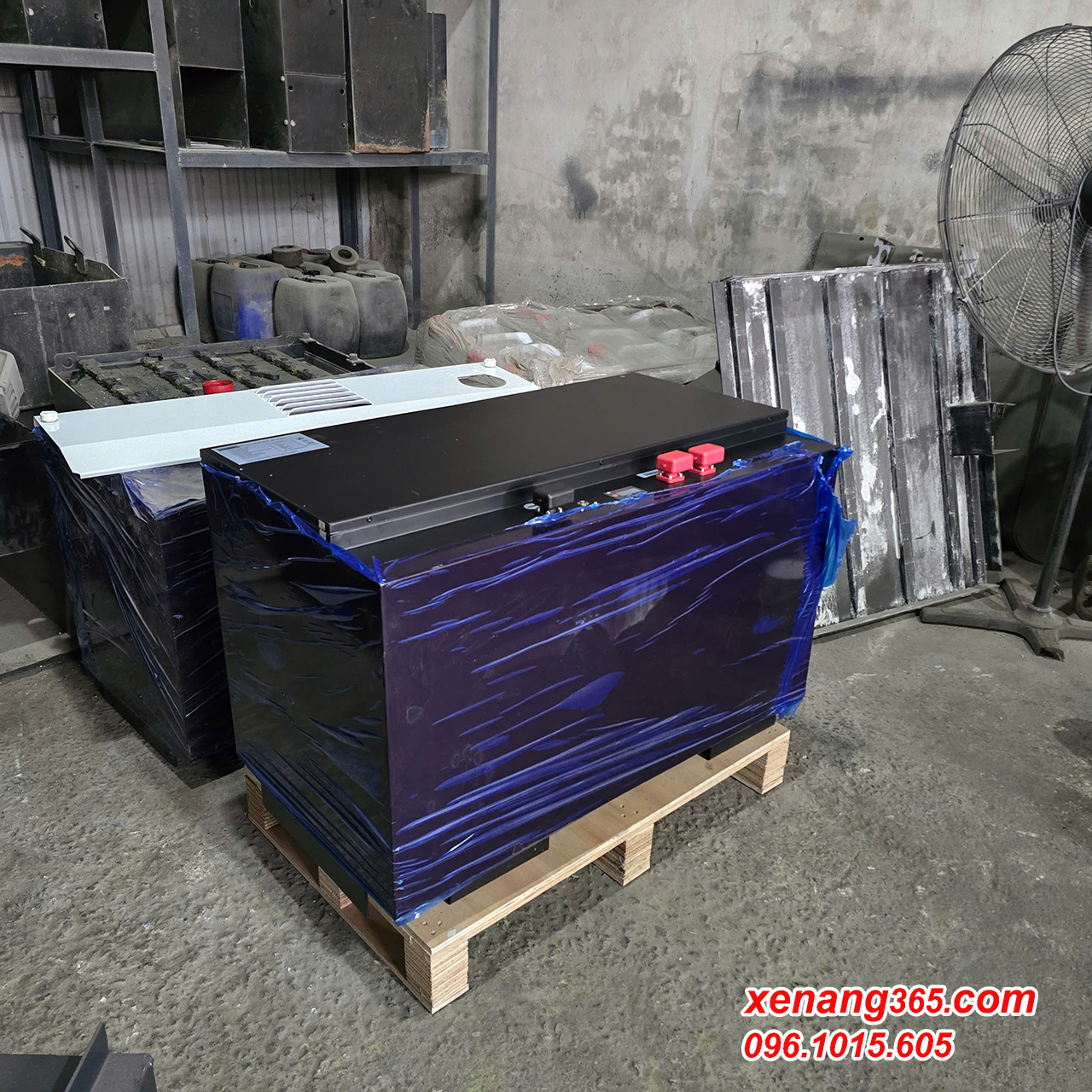 Bình điện lithium xe nâng điện 1.5 tấn, Komatssu FB15-12 Bình điện litthium xe nâng điện ngồi lái 1.5 tấn