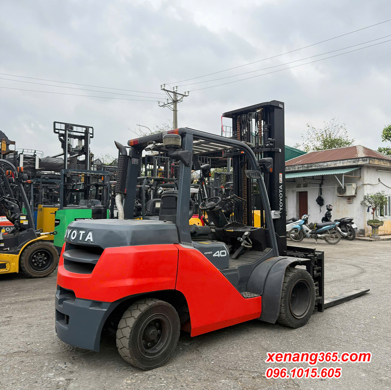 Xe nâng dầu 4 tấn Toyota 8FD40 12949 số tự động cao 4m kẹp xoay 2019 Xe nâng dầu 4 tấn Toyota 8FD40 12949