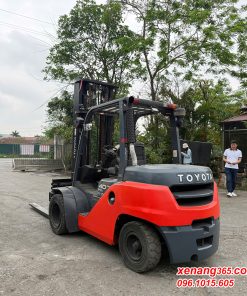 Xe nâng dầu 4 tấn Toyota 8FD40 12949 số tự động cao 4m kẹp xoay 2019 Xe nâng dầu 4 tấn Toyota 8FD40 12949