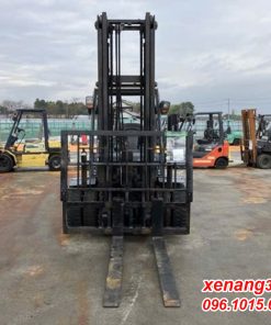xe nâng dàua 4 tấn Toyota 8FD40 2020