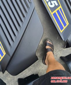 Op suon xe nang dien Komatsu 2 5tan FE25 2 8