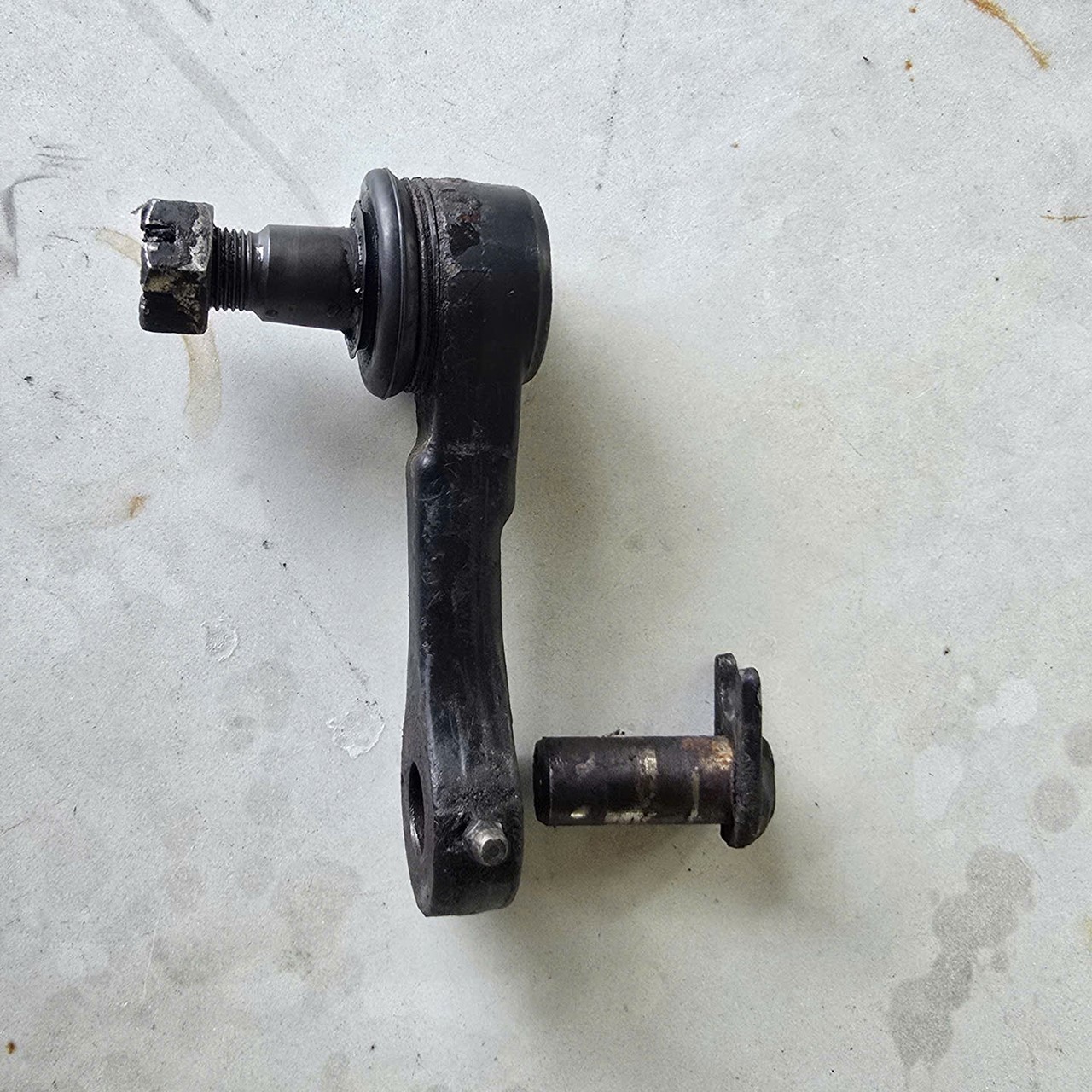 Rotuyn xe nâng điện Komatsu 2.5 tấn FE25-1, FE25-2, xe nâng điện 3 tấn FE30-1, FE30-2 hàng Nhật Bãi tháo xe Rotuyn xe nâng điện Komatsu 2.5 tấn FE25-1, FE25-2, xe nâng điện 3 tấn FE30-1, FE30-2