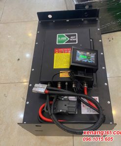 Bình điện lithium xe nâng điện 2.5 tấn Komatsu FE25-1 đã bao gồm sạc Bình điện lithium xe nâng điện 2.5 tấn Komatsu FE25-1