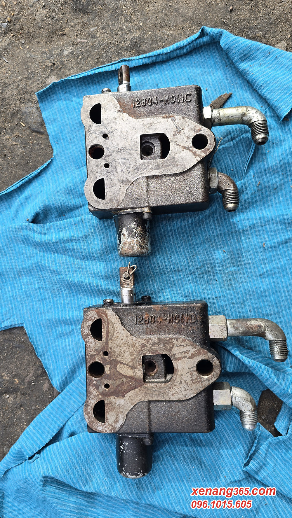 Ngăn chia thủy lực xe nâng dầu 2.5 tấn Toyota 8FD25 hàng bãi tháo xe Ngăn chia thủy lực xe nâng dầu 2.5 tấn Toyota 8FD25
