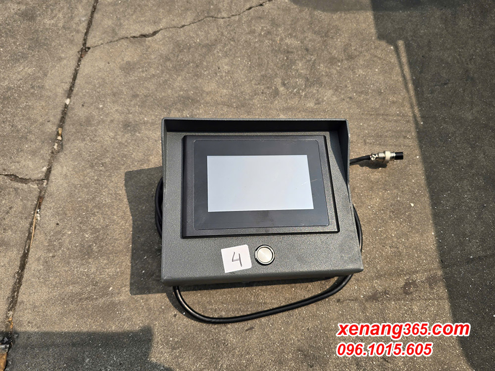 Bình điện lithium xe nâng điện 1.5 tấn (dùng chung cho 1 tấn, 1.8 tấn, 2 tấn) Màn hình hiển thị điện