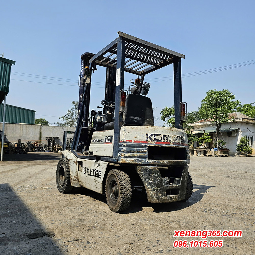 xe-nang-dau-1-tan-Komatsu-FD10D-15-311530 (7) Xe nâng dầu 1 tấn Komatsu FD10D-15