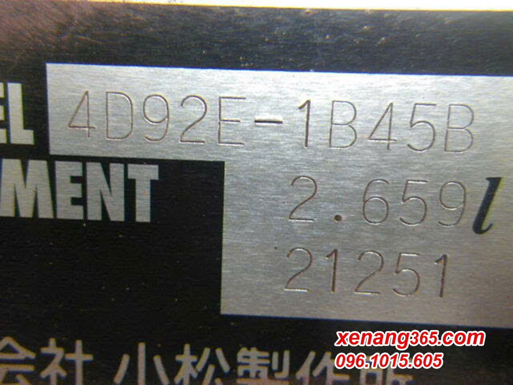 xe-nang-dau-1-tan-Komatsu-FD10T-21-208264 (9) Xe nâng dầu 1 tấn Komatsu FD10T-21 số tự động 2015